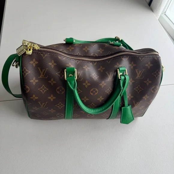 Brown and green bag - Picture 6 of 13